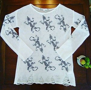 Chelsea & Violet distressed lizard print top